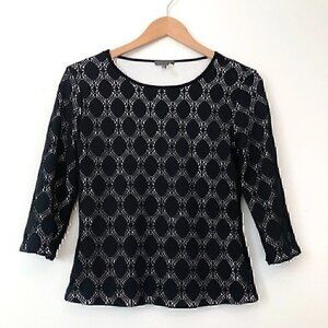 VINCE CAMUTO Black Overlay White Laser Cut Polka Dot 3/4 Sleeve Blouse Top sz XS